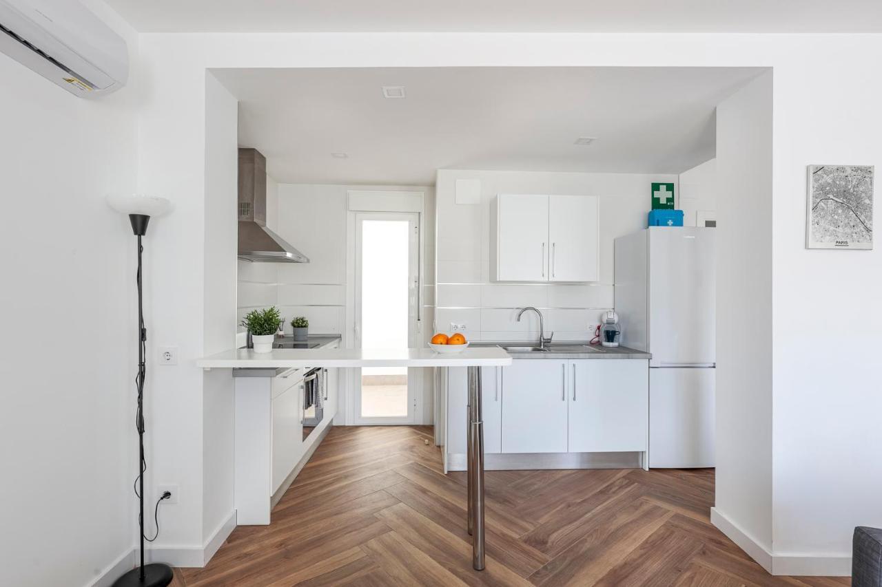 Algaba Aral Appartement